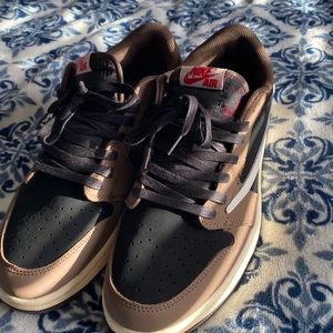 Jordan 1 low TS size 11 - UA